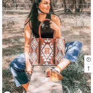 WRANGLER SOUTHWESTERN TOTE BAG